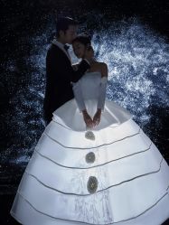 -至臻微拉婚纱摄影