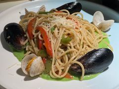 -春树下·树屋花房西餐厅(罍街AS1980店)