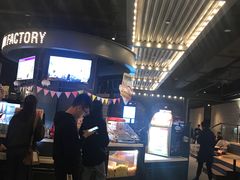 -CGV影城(滨江天街IMAX店)