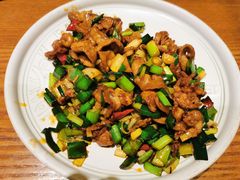 宣威小炒肉-云海肴·汽锅鸡·云南代表菜(天山百盛优客店)