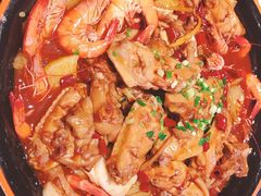 -胖哥俩肉蟹煲(长沙高铁吾悦广场店)