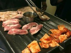 烤五花肉-401餐厅(弘大店)
