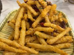 -江城燕子大排档(江汉路步行街店)