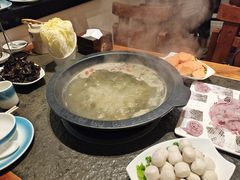 -景明轩•养生酸汤鱼火锅 云贵鲜菌 现舂野果酸汤(王寨小区店)