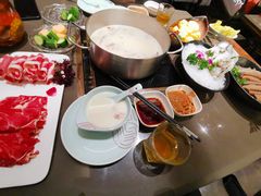 -捞王锅物料理(上海世茂广场店)