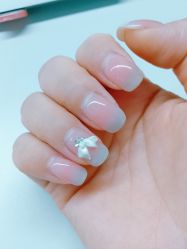 -UGIRL有个美甲