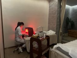 -苑苑vbeauty科技美容SPA