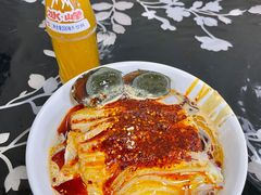 -何老二卤汁凉粉