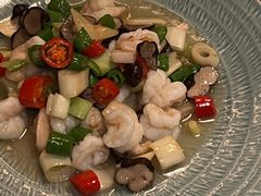 宫爆黑松露虾球-丽江金茂凯悦臻选酒店-滇香馆