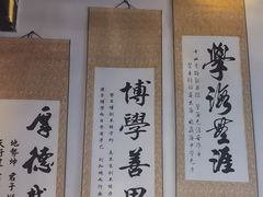 -荒岛实景沉浸密室(江汉路1店)