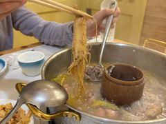 -朴小妹人参鸡汤火锅(长白山万达店)