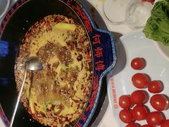 -何师傅美蛙鱼头(汉街店)