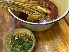-拈签一笑黄牛肉辣卤串串