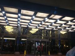 -燕山大酒店