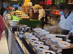 -唐拉雅秀酒店-西锦汇空中BBQ·思创餐厅