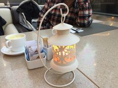 -亮马河饭店翠雅咖啡厅