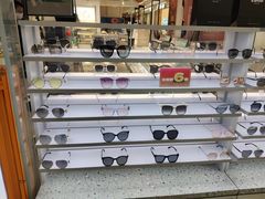 -LOHO眼镜店(青浦宝龙店)