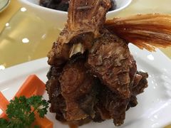 -侬佳蒸菜馆(听潮店)