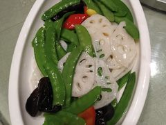 -刘胖子家常菜·蹄花焖藕(兴业店)