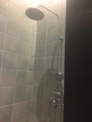 -苑苑发型设计
