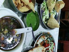 -葛尼沙印度餐厅 (镇明路店)