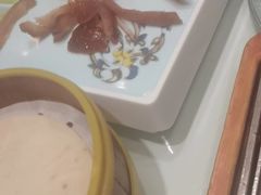 -海派美食·家宴海鲜青岛菜·石锅鲽鱼头(东方城店)