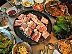 -小花猪韩式石板烤肉