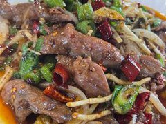火爆牛肉-周记翘脚牛肉
