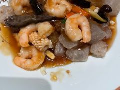 三鲜焖子-小船渔村•大连菜•大连焖鱼(黄河路店)