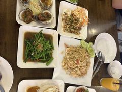 -两兄弟Song Pee Nong(2号店)