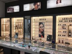 -三叶眼镜城(八佰伴店)