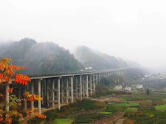 -鹿院坪生态旅游景区