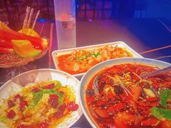 -粉墨特色菜·烧烤音乐酒馆