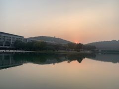 -上海佘山世茂艾美酒店