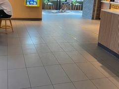 -麦当劳(伟城广场店)