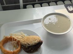 -老磁器口豆汁店(天坛店)