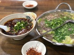 -杨三娘跷脚牛肉(羊子山西路店)