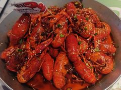 -巴厘龙虾·榜首油焖大虾(音乐学院·沿江酒馆店)