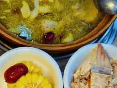 -广味炭炉鸡煲(宝业路分店)
