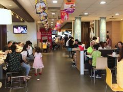 大堂-麦当劳(新世纪环球中心店)