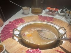 -牛人日志·鲜牛肉骨汤火锅(万科里瑧店)