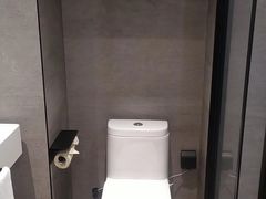 -汉庭(上海虹桥机场新店)