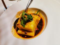 -彩云天云南餐厅