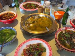 -牟记江湖特色重庆菜鱼蛋青蛙黄鳝海参(巴南区鱼洞鲁能店)