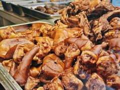 -老鼎万春卤菜(五代传承创始老店)