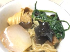 珠江面-美兰春记食店·龙舌坡红烧牛肉