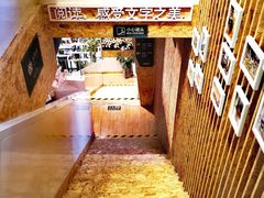 -新华里咖啡书吧(新华书店小寨店)