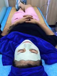 -蕾特恩专业祛痘旗舰店