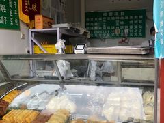 面包甜点陈列柜-李小老烧饼(常营民族家园店)