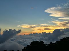 -黄山光明顶山庄